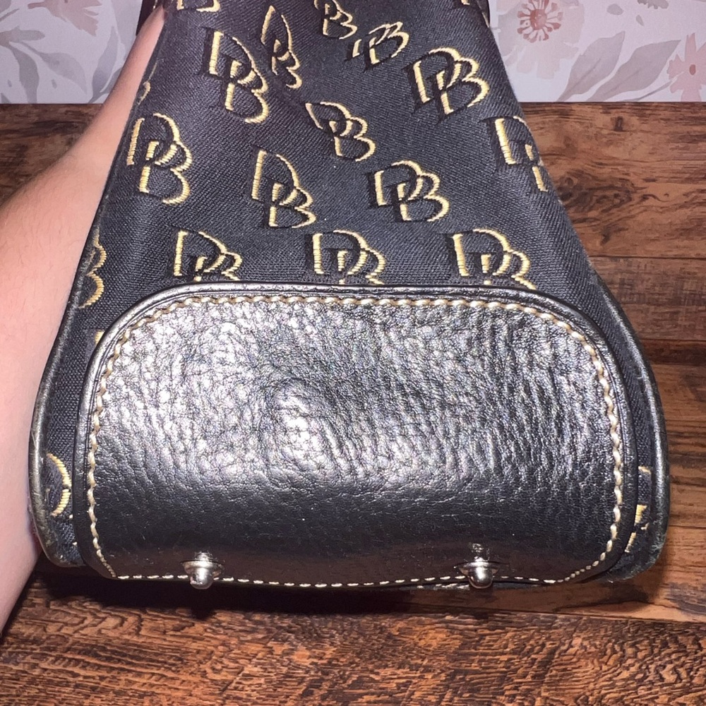 Dooney & Bourke Black and Gold Luxury Purse GUC - Picture 3 of 12